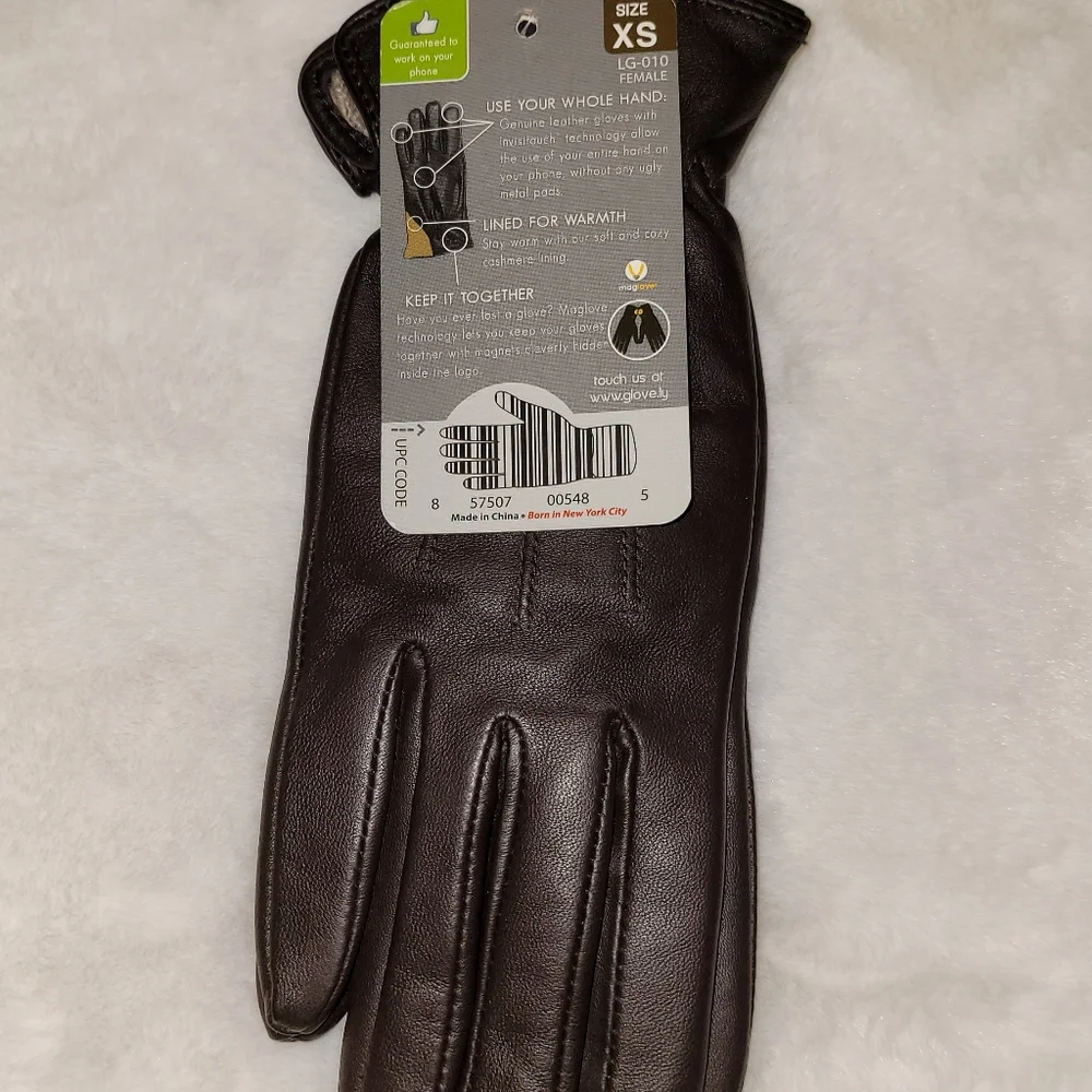 glove ly women